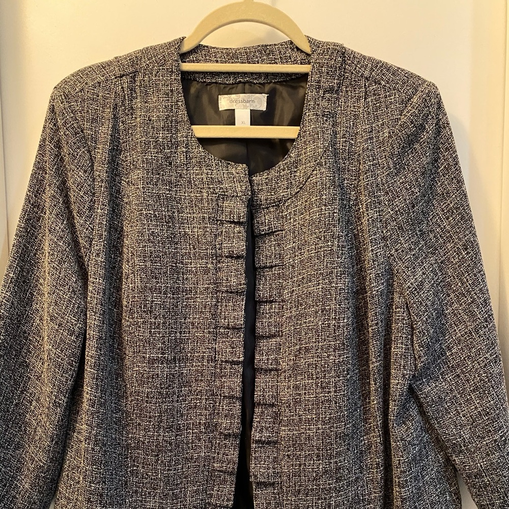 Dress Barn Blazer XL Comfortable tweed-like fabric